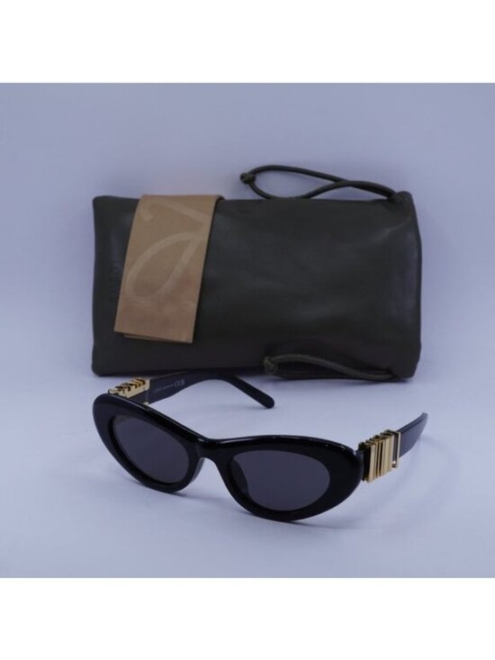 Loewe LW40156U 01A Sunglasses Shiny Black Cat Eye Frame, Smoke Lenses main image 11